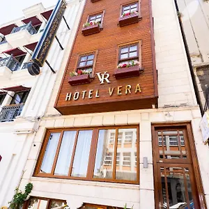 Oda ve Kahvaltı Vera
