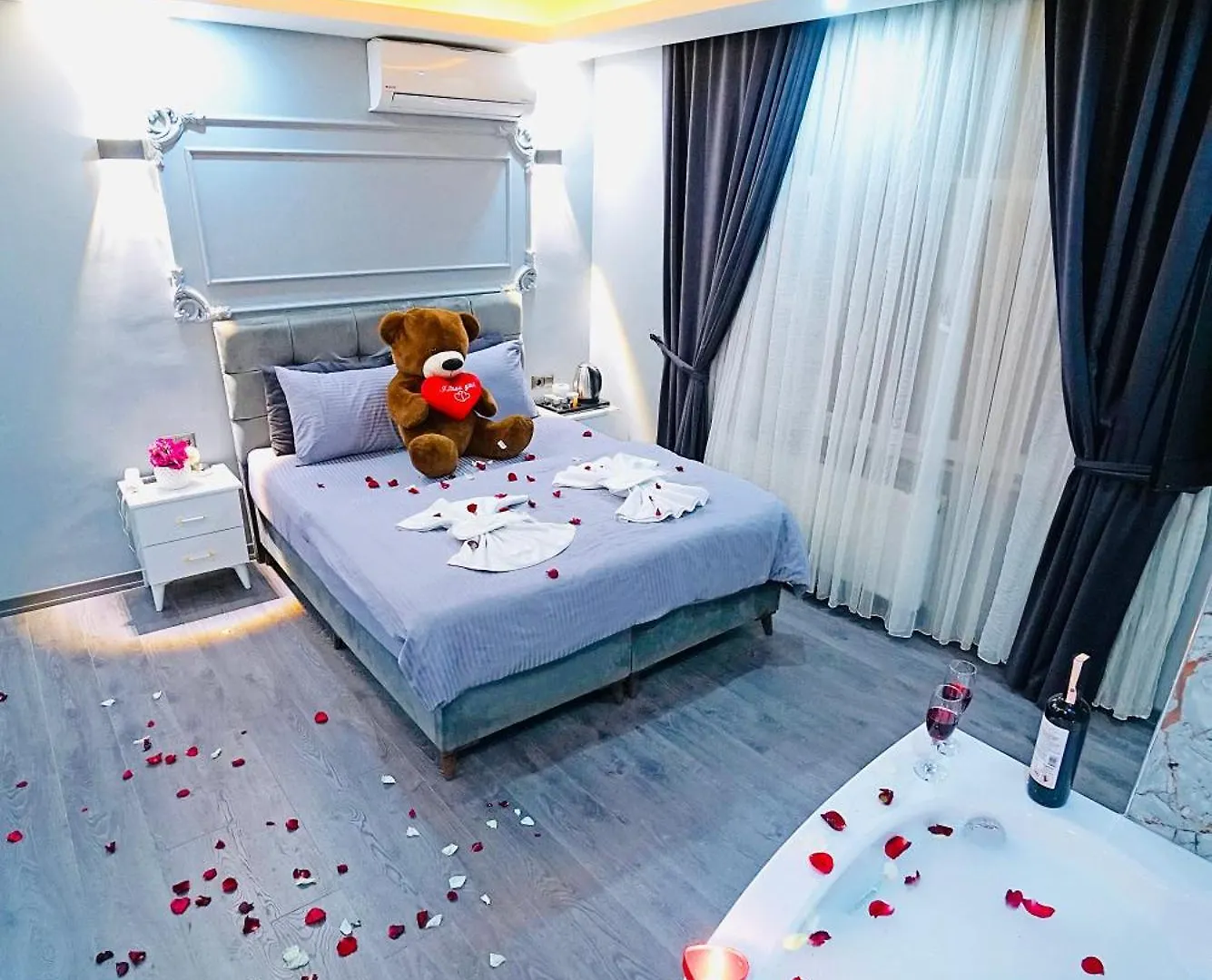 Cevas Suite Hotel Istanbul
