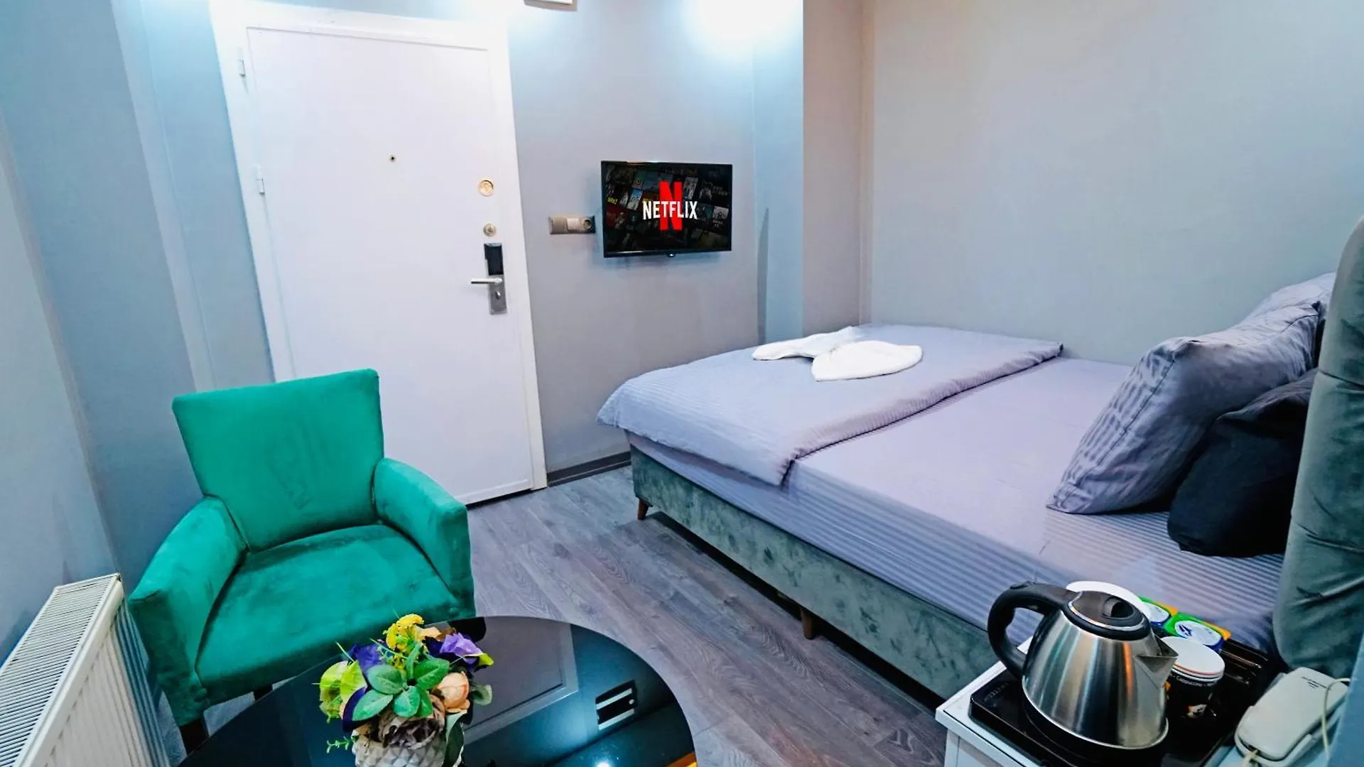 Cevas Suite Hotel Istanbul 3*,